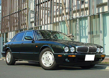 ジャガーＸＪ・3.2・V8エクゼクティブ 中古車 | クオンズオートモービル